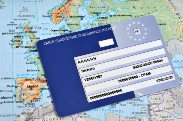 La Carte Européenne d'Assurance Maladie (CEAM) ©Shutterstock