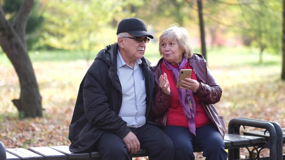 Téléphones portables pour les personnes âgées : 3 options