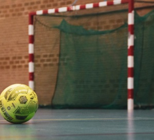 "Hand à tout âge" : le premier tournoi français de handball pour les plus de 55 ans