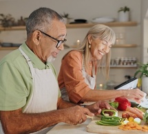 Bien vieillir grâce à l'alimentation : les recommandations du Conseil National de l'Alimentation